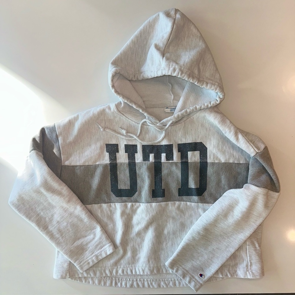 Vintage Champion hoodie sweatshirt, Large. UTD on front. Excellent condition.